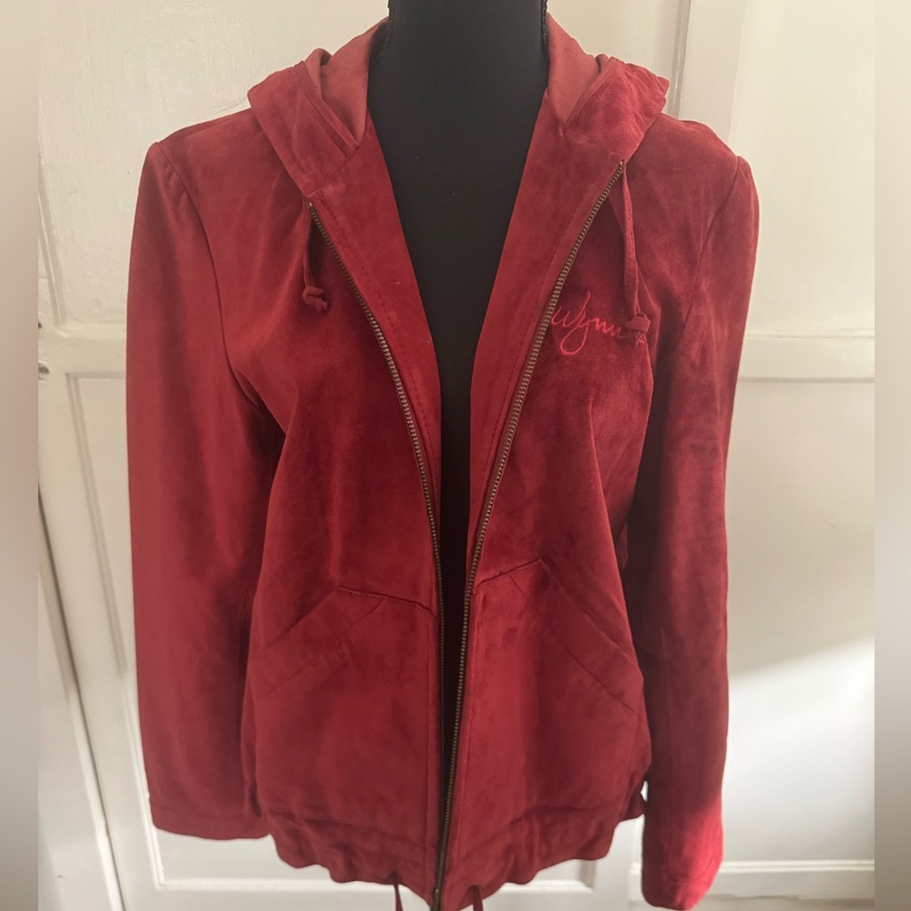Wynn red suede jacket size medium.